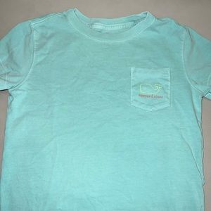 Vineyard Vines tee